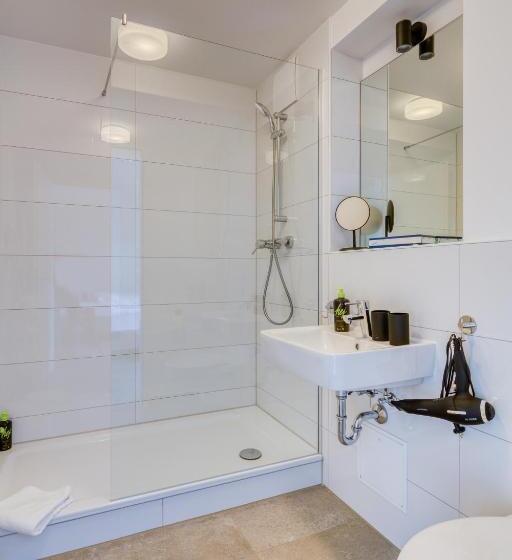 발코니가 있는 스위트, Limehome Garching Bei München