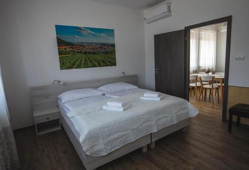 Suite Familiare, Apartmány Pemag Mikulov