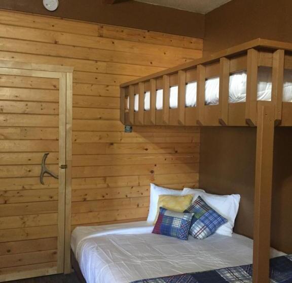 جناح ديلوكس سرير كينج, Ponderosa Inn