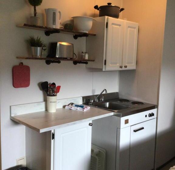 חדר סטנדרט לארבעה, Christina Lake Motel And Rv Park