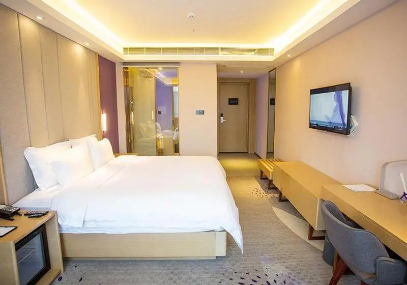 キングサイズベッドのスタンダードルーム, Lavande Hotel Mianyang Santai North Passenger Transport Center Binjiang Park