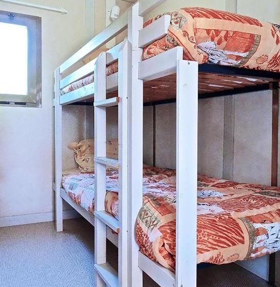 패밀리 방갈로, Du Côté De Chez Sam