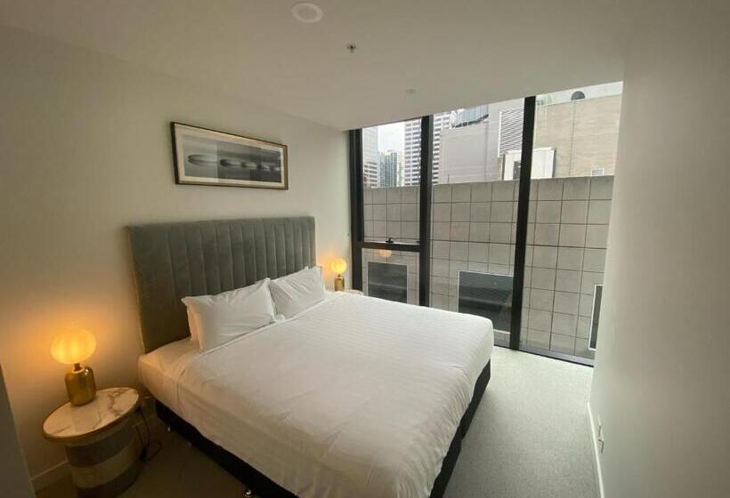 דירת שלושה חדרים, Collins House Apartments By Cllix