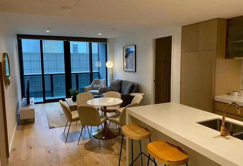 דירת שלושה חדרים, Collins House Apartments By Cllix