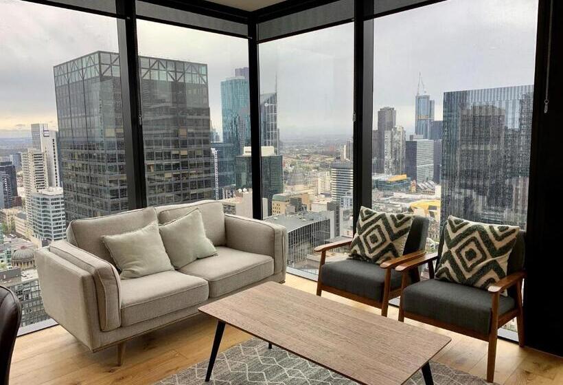 2 Bedrooms Apartment City View, Collins House Apartments By Cllix