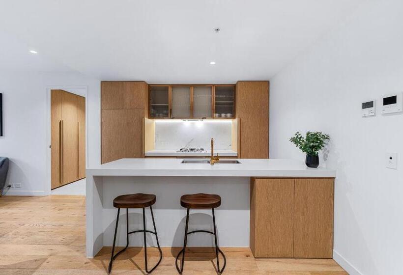 דירת שלושה חדרים, Collins House Apartments By Cllix