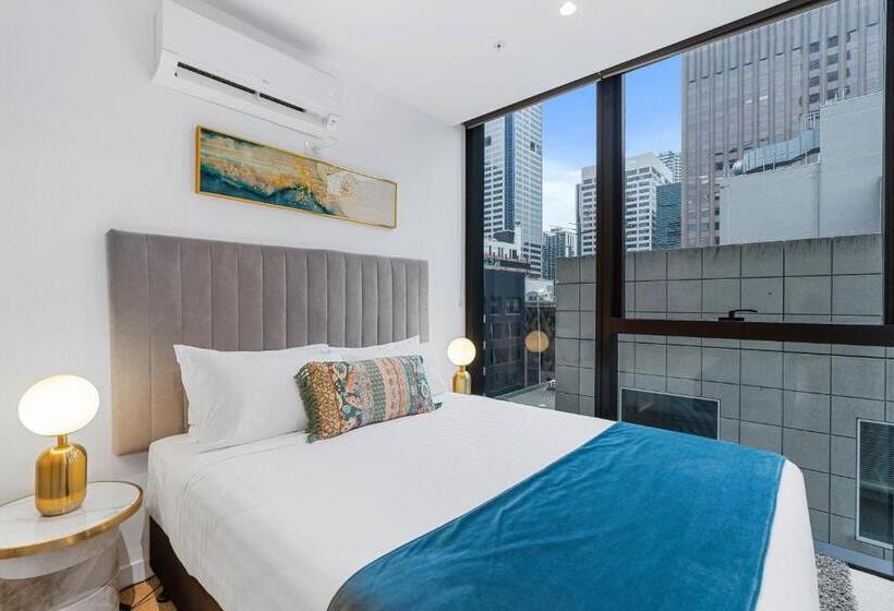 דירת שלושה חדרים, Collins House Apartments By Cllix