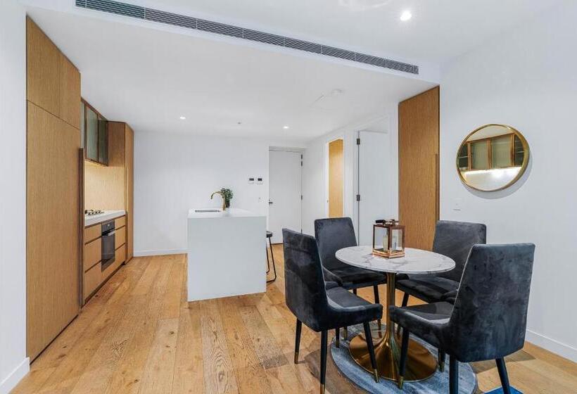 דירת שלושה חדרים, Collins House Apartments By Cllix