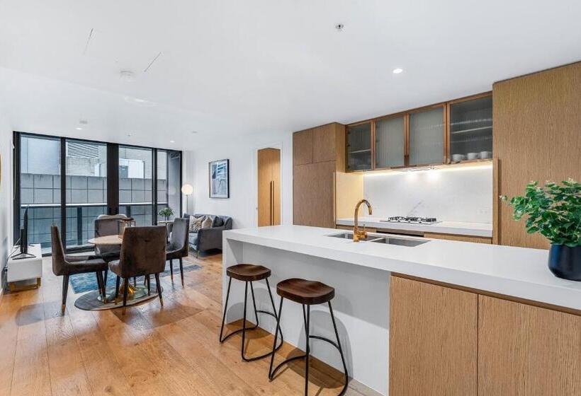 דירת שלושה חדרים, Collins House Apartments By Cllix