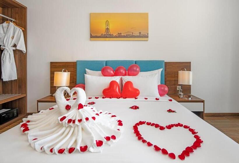 سوئیت پریمیوم, Gold Plaza Hotel Da Nang