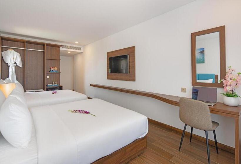 سوئیت جونیور خانوادگی, Gold Plaza Hotel Da Nang
