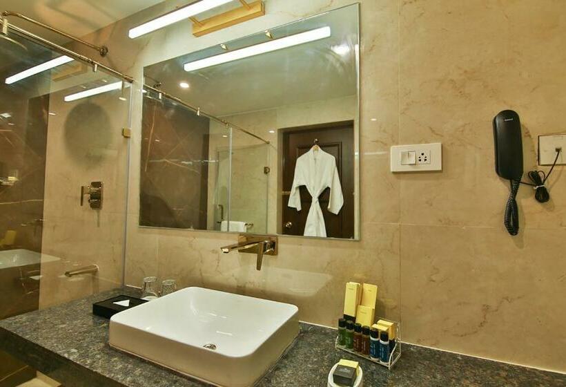 جناح ديلوكس سرير كينج, Accord Chrome