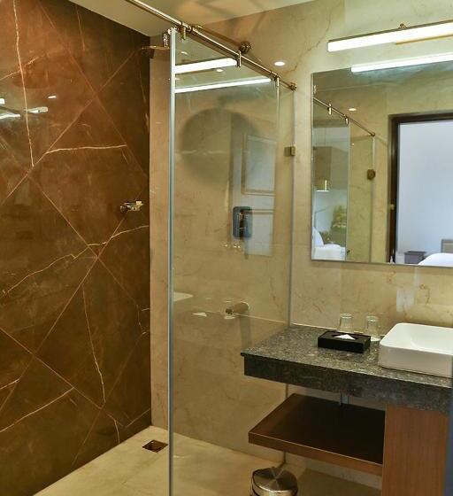 إستوديو قياسى سرير كينج, Accord Chrome