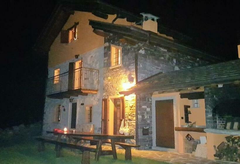 غرفة قياسية, Baita Eleonora