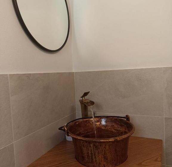 شاليه غرفة نوم واحدة, Baita Eleonora