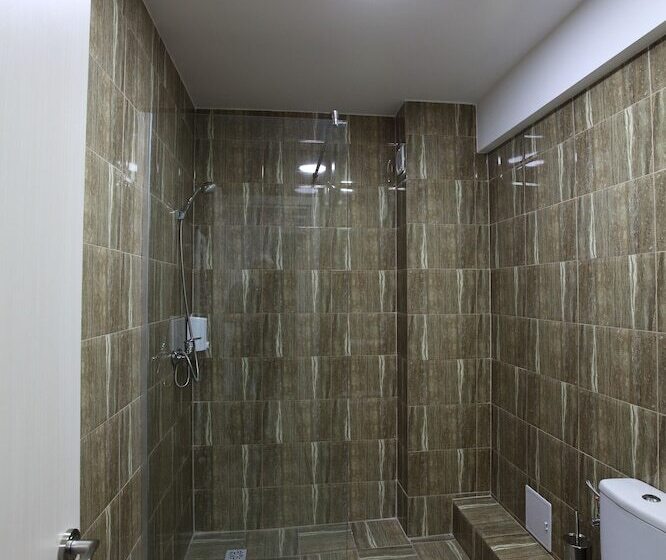 Номер Deluxe, Bliss Inn Tunari