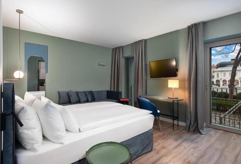 غرفة ديلوكس سرير كينج, Ht Hotel Trieste
