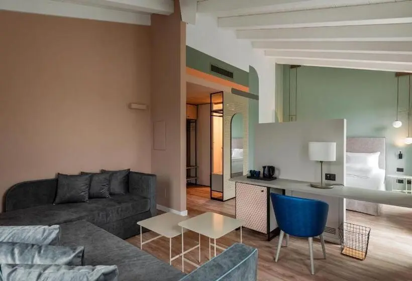 Junior Suite Deluxe, Ht Hotel Trieste