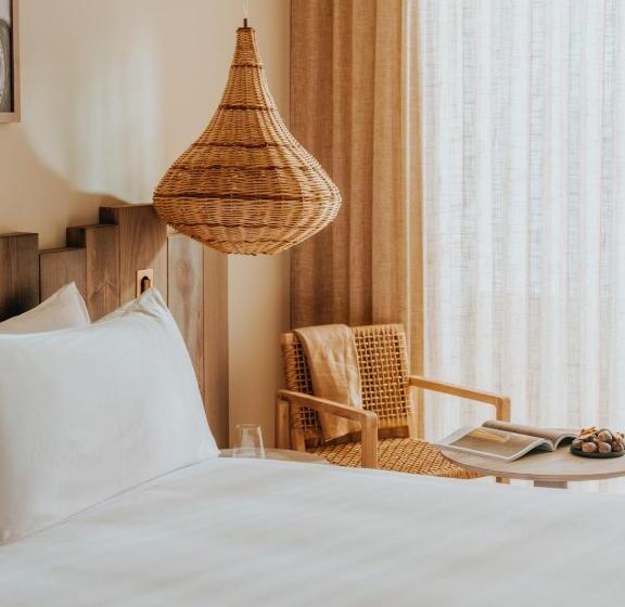 Номер Стандарт, Hyde Ibiza