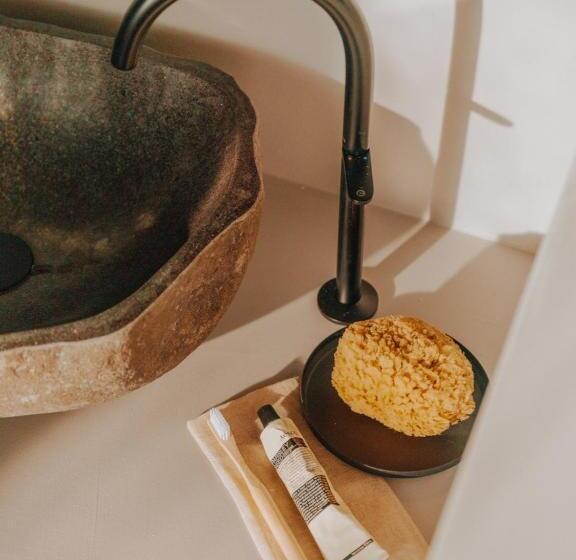 Номер Стандарт, Hyde Ibiza