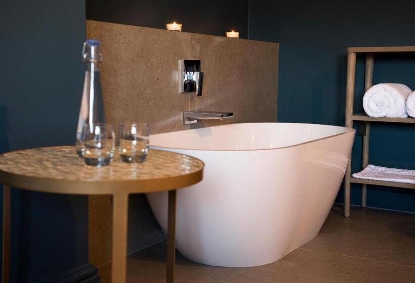 Номер Superior, Purchases Restaurant & Accommodation