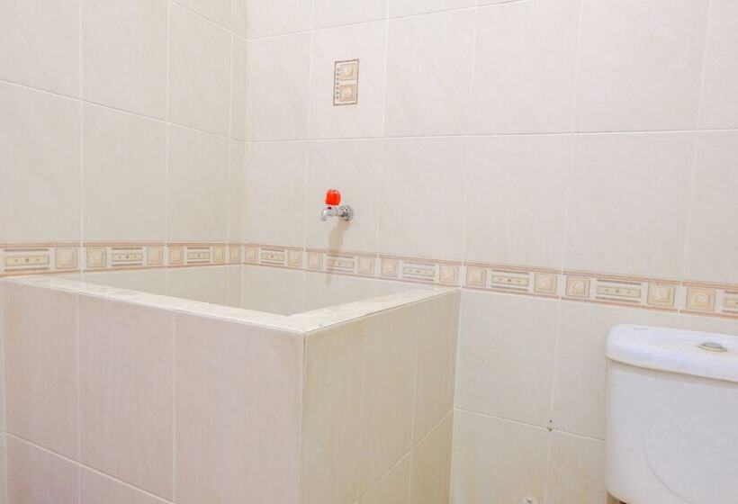 Standardrum, Spot On 2749 Tiga Sinar Residence