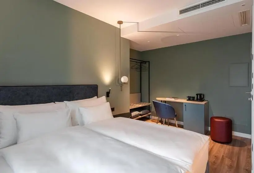 Quarto standart vista jardim, Ht Hotel Trieste