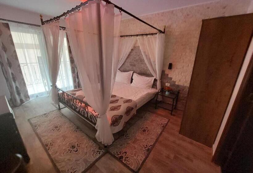 キングサイズベッドのスーペリアルーム, Fulg De Nea