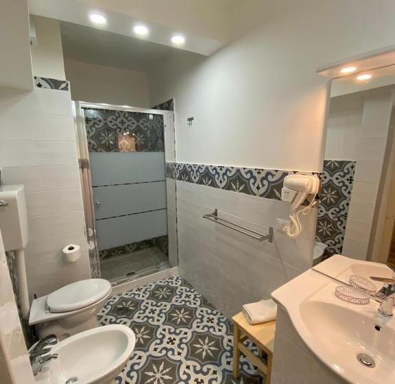 اتاق استاندارد, Tribunali Apartments