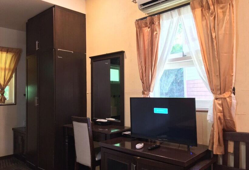 디럭스 룸, Kamalodge Taiping