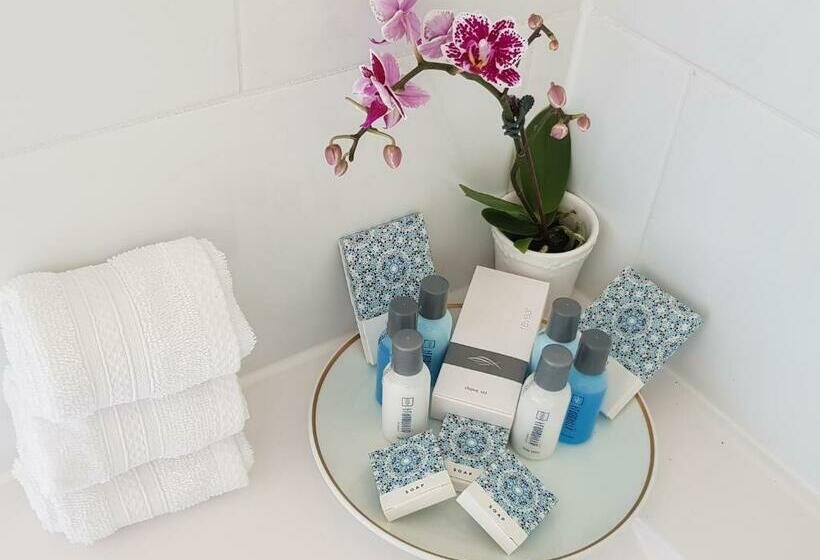 סוויטה דלוקס, Birch Lane