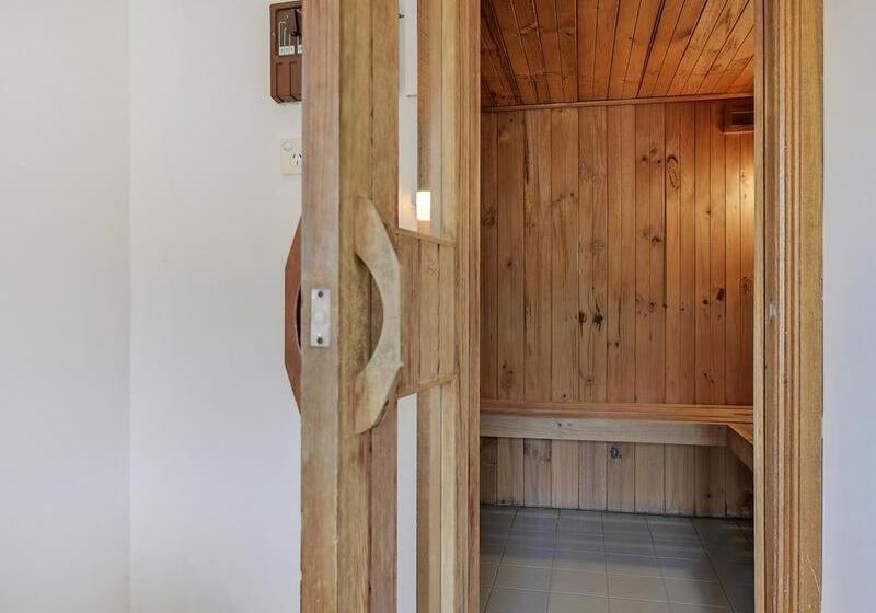 חדר משפחתי דלוקס, Steeles Island Retreat