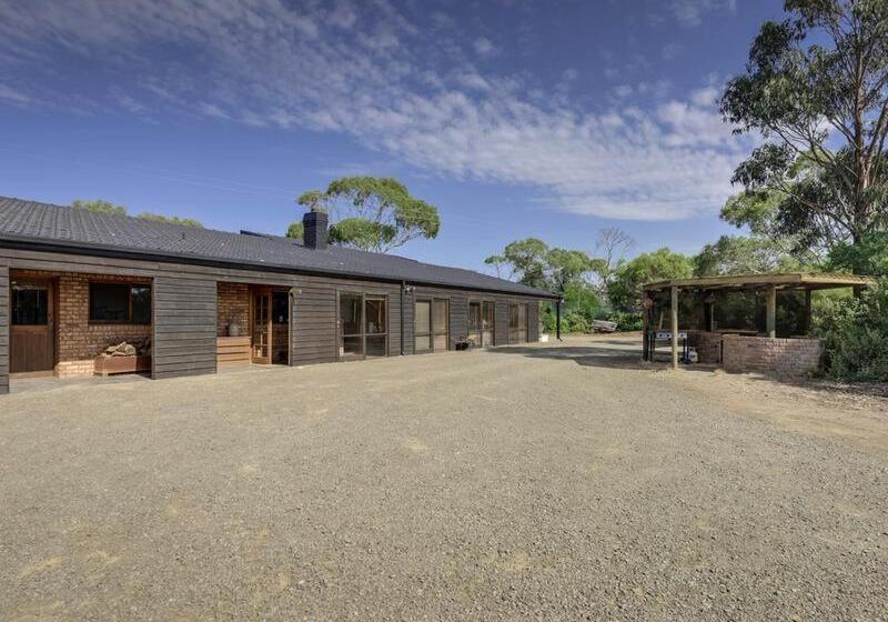 חדר משפחתי דלוקס, Steeles Island Retreat