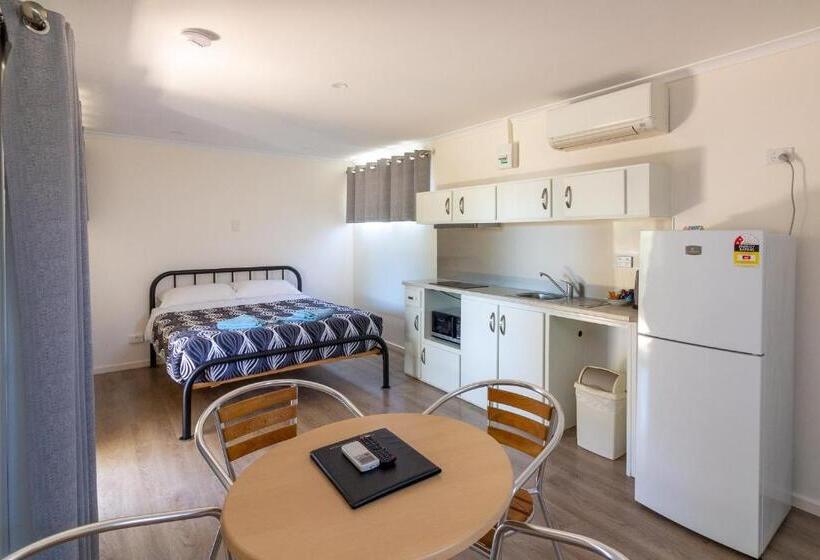 패밀리 룸, Paringa Caravan Park