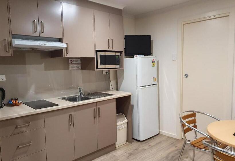 Четырехместный Номер Стандарт, Paringa Caravan Park