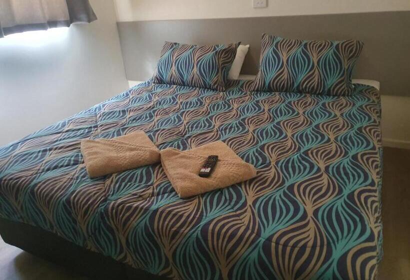 آپارتمان 2 خوابه, Paringa Caravan Park