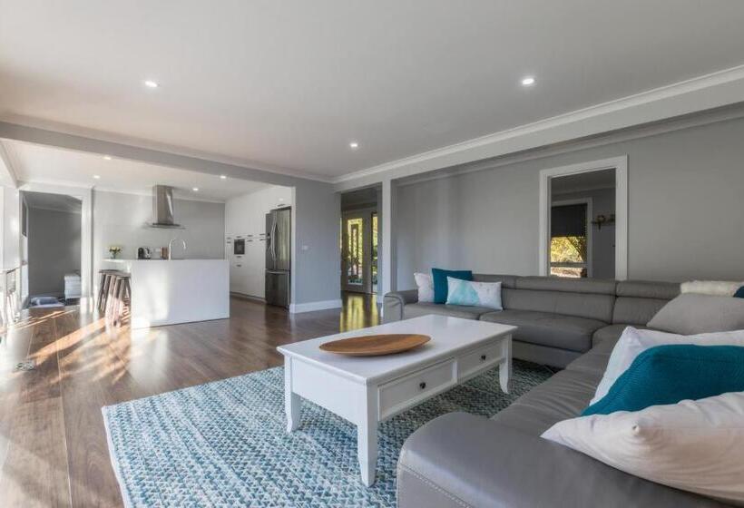 בית, חדר שינה 1, Qupi House Formerly Rex S Yarra Valley House