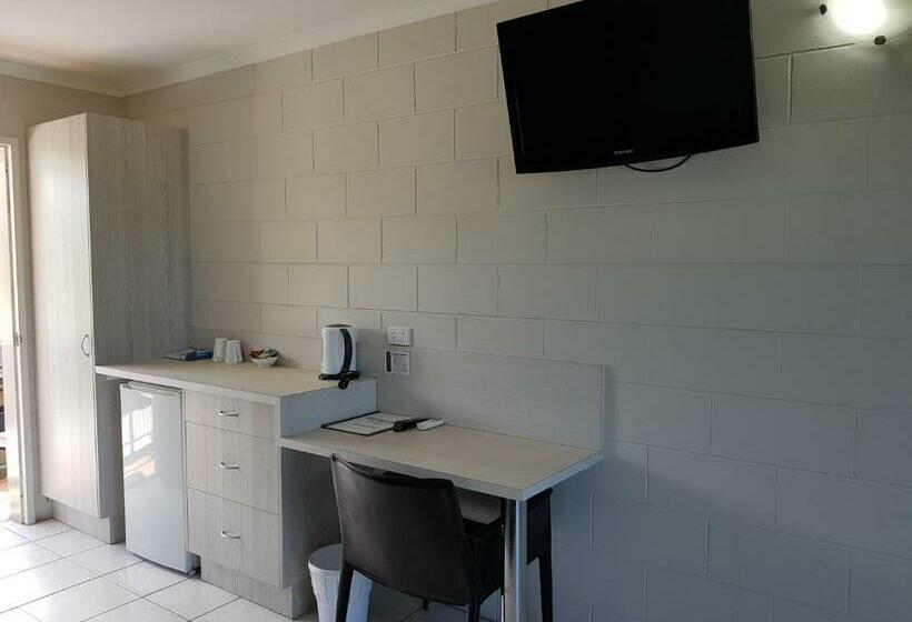 غرفة قياسية مطلّة علي البحر, Cardwell Beachcomber Motel & Tourist Park