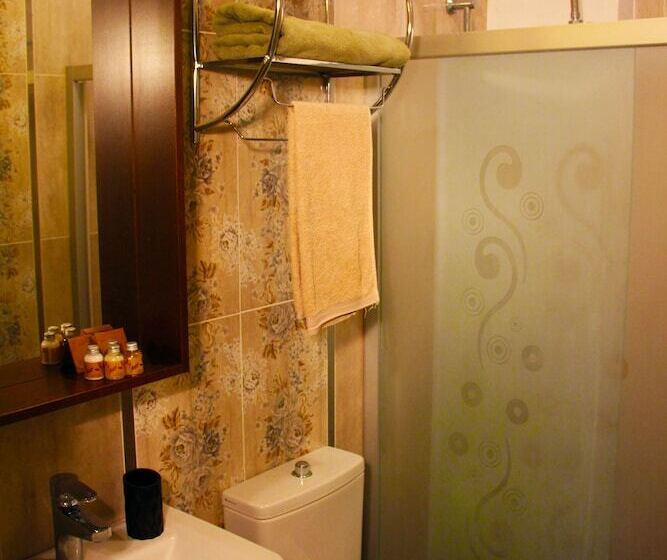 غرفة ديلوكس مطلة على حمام السباحة, June Alaçatı Adult Only