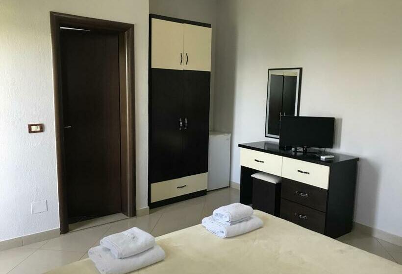 חדר סטנדרט נוף לאגם, Camping Lin