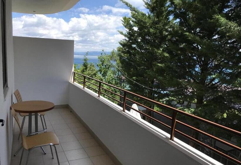 חדר סטנדרט לשלושה, Camping Lin