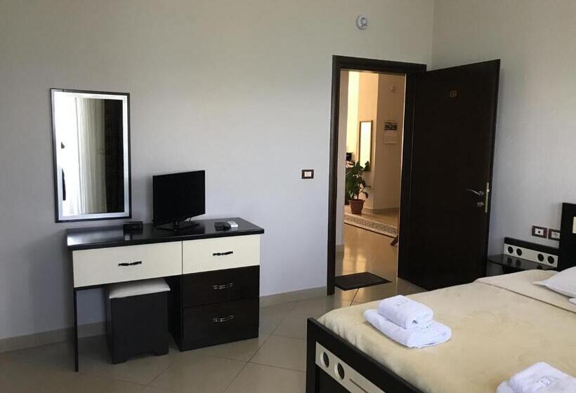 חדר סטנדרט נוף לאגם, Camping Lin