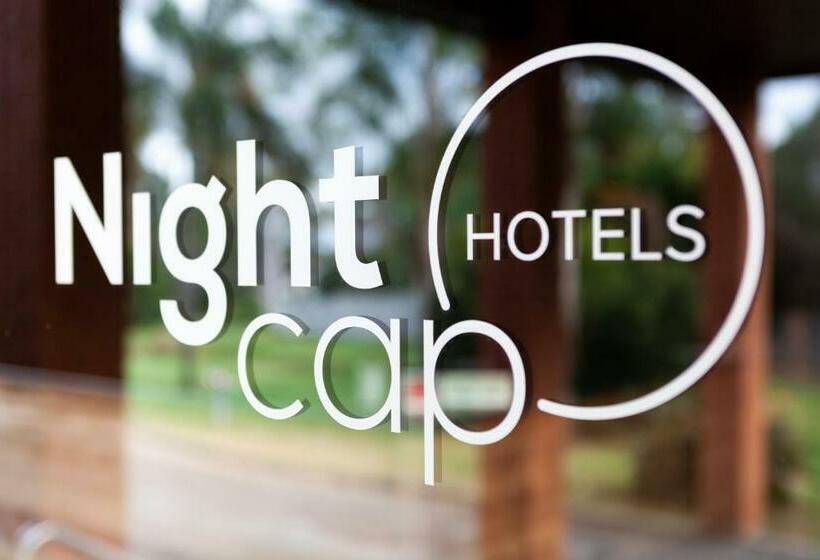 اتاق استاندارد, Nightcap At Barkly