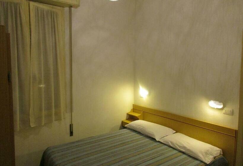 标准间, Pensione Ornella