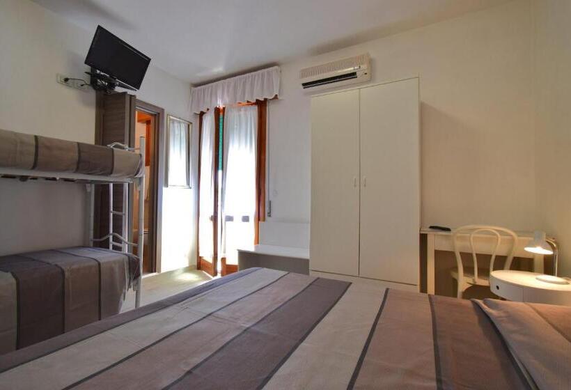 Quarto Familiar, Zanin