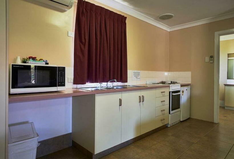 اتاق استاندارد, Jefferys Motel