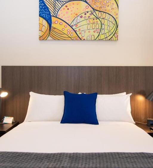 带共用浴室的标准房间, The Mile End