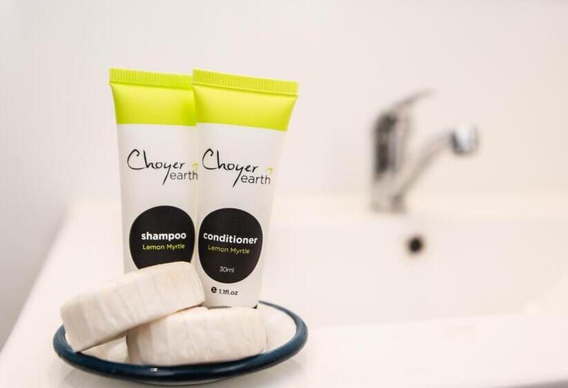 标准间, The Mile End