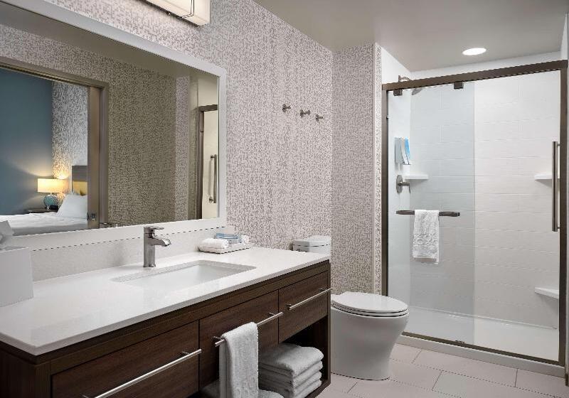 带2个卧室的公寓, The Mile End