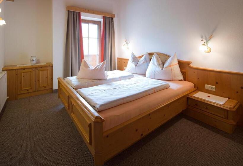 Апартаменты 2 Спальни, Gästehaus Brantlhof Zimmer Und Ferienwohnungen In Going Am Wilden Kaiser